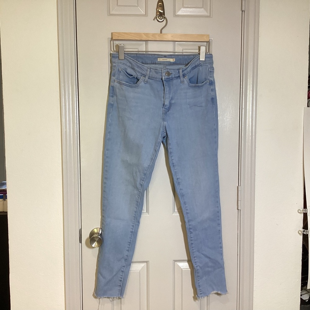 Levi 711 skinny 30